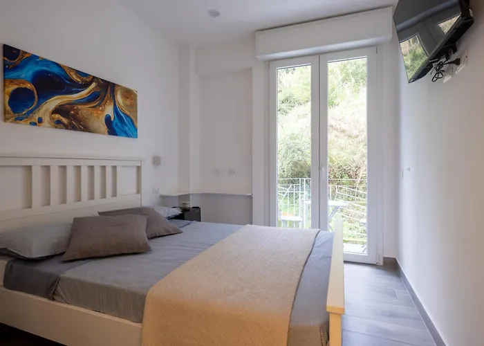 Da Annita Специя