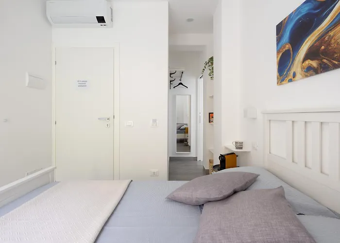 Da Annita Гостевой дом Специя